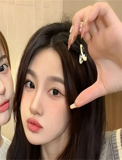 冒险片《Selenkay》表演解读：政治的权力博弈与社会结构 感受人物塑造的匠心