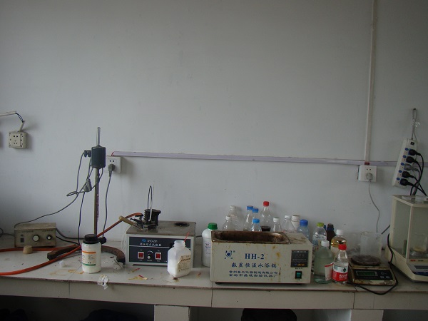 酸洗(xi)緩蝕抑霧(wu)劑實驗室(shi)